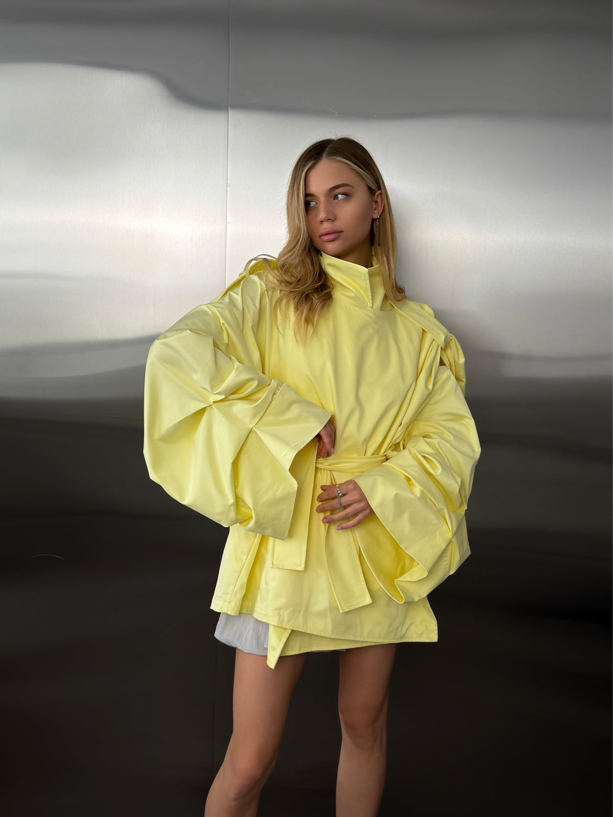 Trench coat - yellow