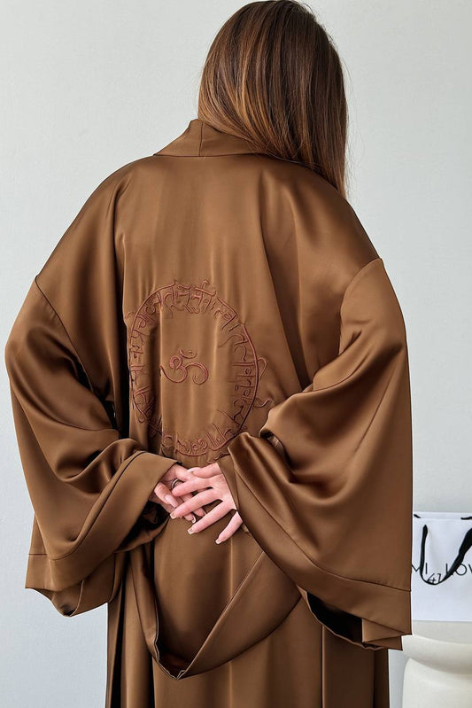 Kimono with Gayatri mantra